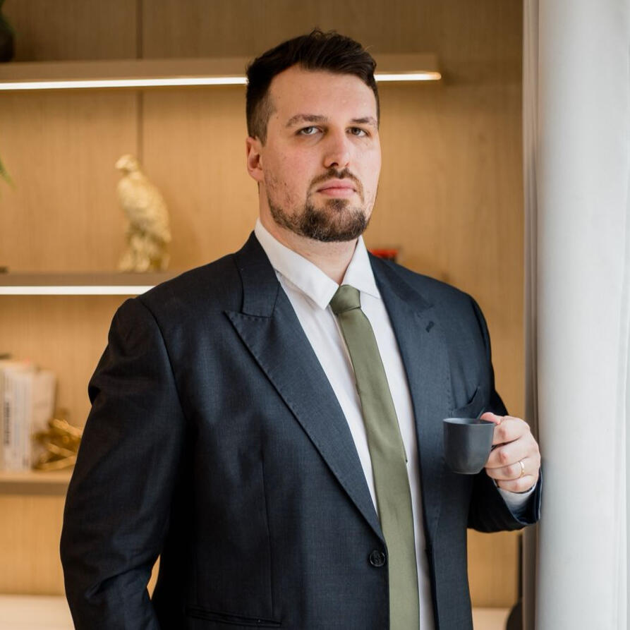 Quem irá conduzir seu caso? Quem irá conduzir seu caso?